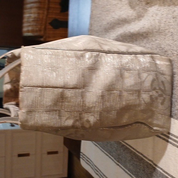 Authentic Chanel Silver Travel Line Bag - Picture 5 of 16